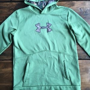 Under armour sweater (boys)